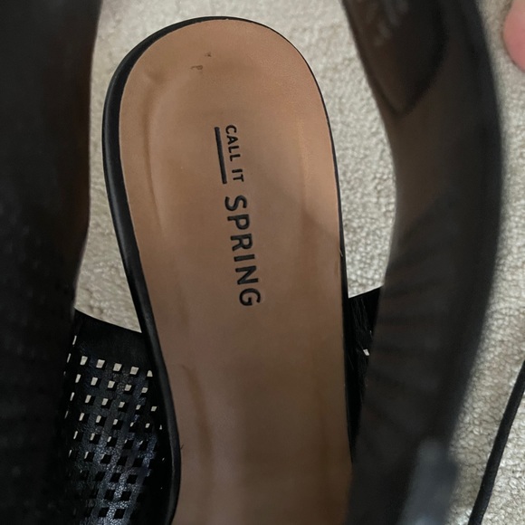 Sandals - Picture 4 of 4